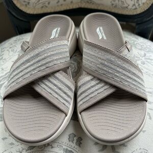 Skechers slides